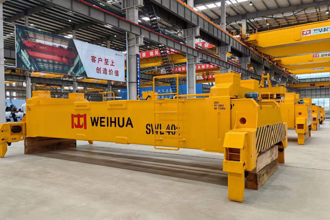 container spreaders